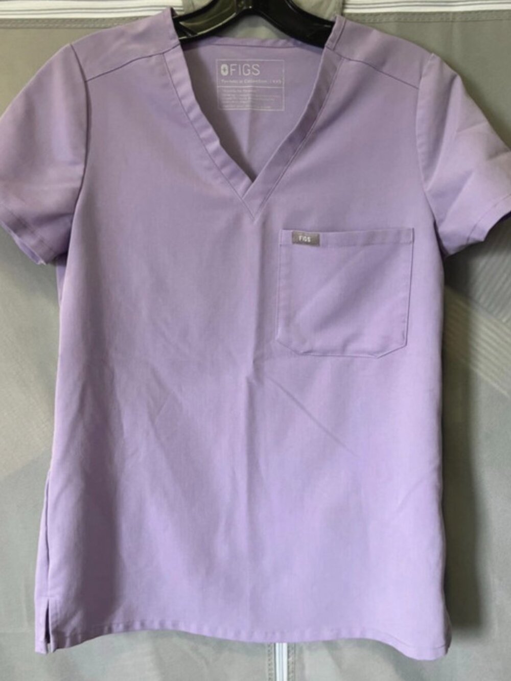 FIGS Catarina Pocket Scrub Top Light Purple Lavender Lilac Dawn Women's XXS